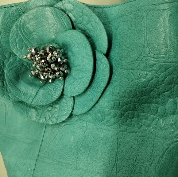 Women's alligator print leather bag - Picture 4 of 5